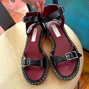 Stella McCartney sandals Vegan sandals

Size 40/9.5 US
Fast and neat shipment